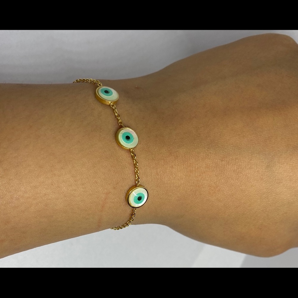 3 eye bracelet